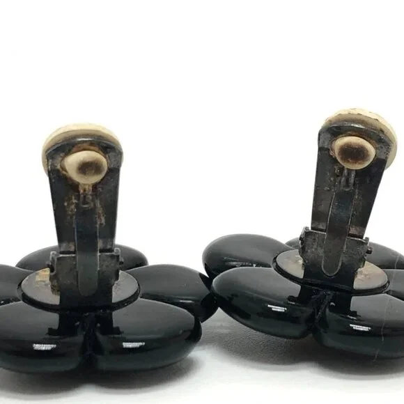 CHANEL 96P CC Mark Flower Black Earrings Accessories Earrings Plastic Black/Gold - Picture 6 of 7